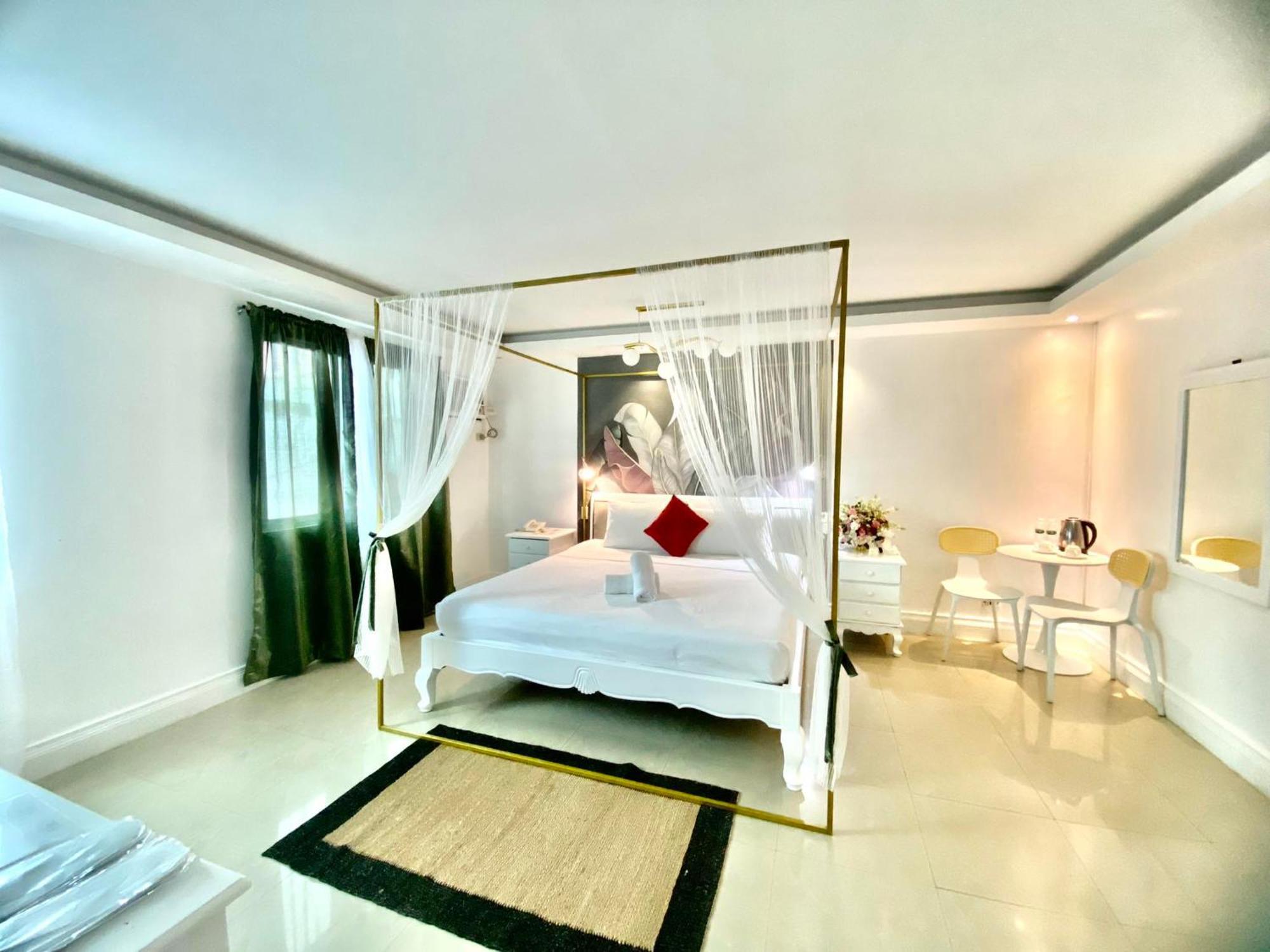 Hotel Euroasia By Bluebookers Angeles Luaran gambar